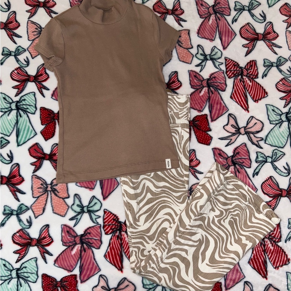 Abercrombie Kids Tan and White Zebra Print Pants